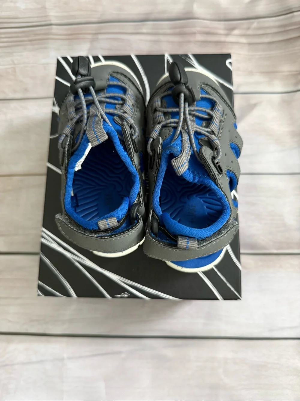 Kids Water Shoes in Gray and Blue - Quick-Dry Active Sandals